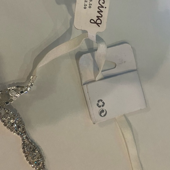 Crystal embellished headband brand new - Picture 4 of 4